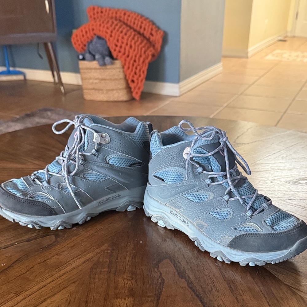 Moab 3 Mid Waterproof Hiking Shoe - Kids' - Picture 7 of 7
